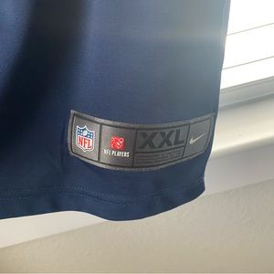 Dallas cowboys Ezekiel Elliot #21 stitched jersey.